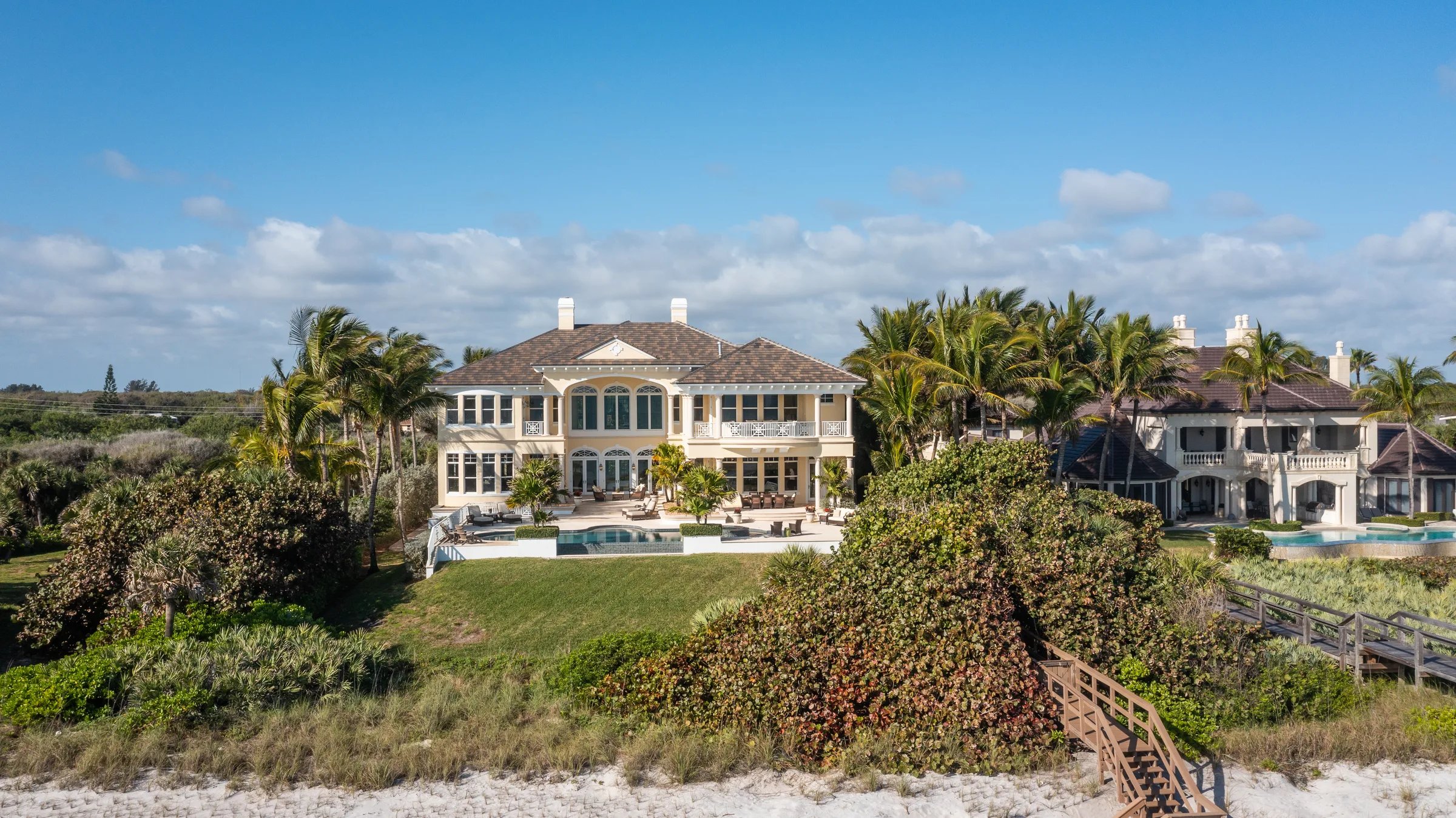 Rear aerial of the estate facing the dune line